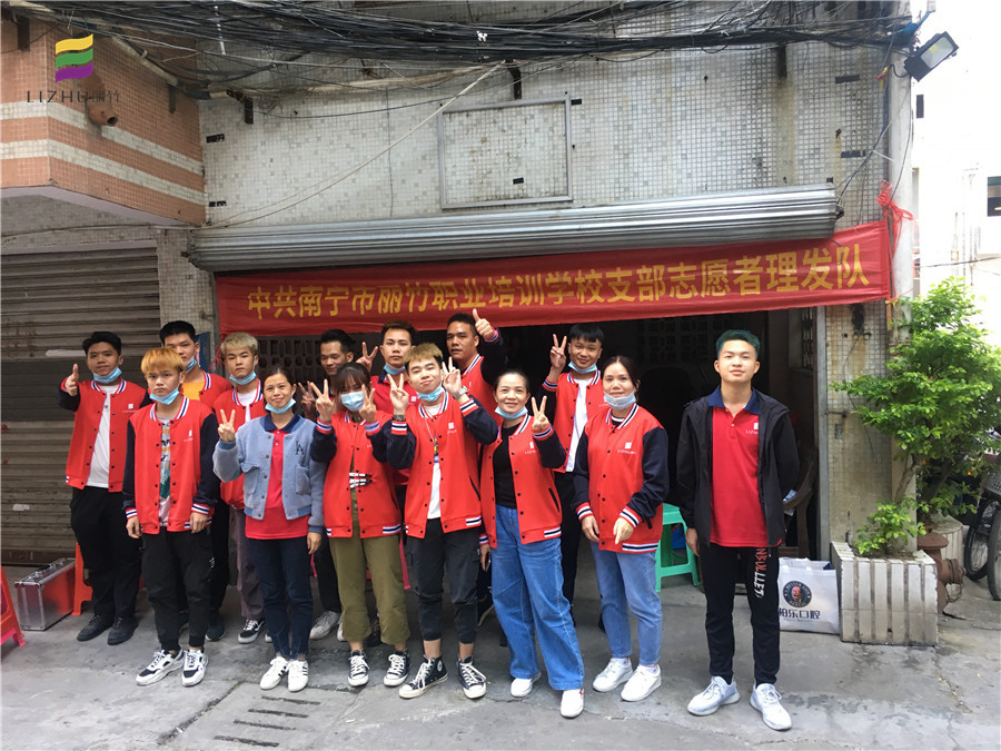 爺爺奶奶的理發(fā)問題，我們承包啦