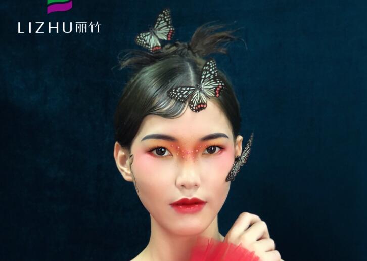 南寧化妝培訓(xùn)?？茖W(xué)校：清純杏色妝教程