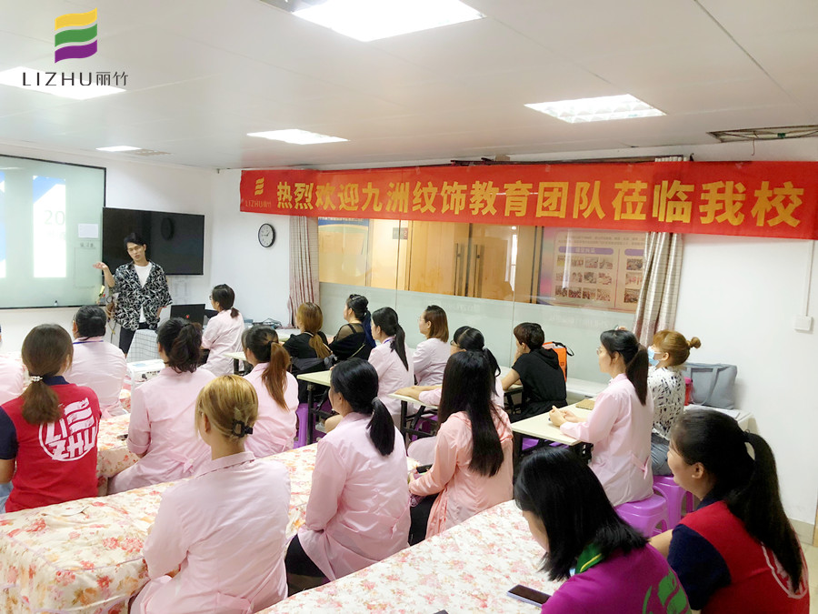 紋繡師的職業(yè)道德？南寧學(xué)紋繡的學(xué)校幫你總結(jié)