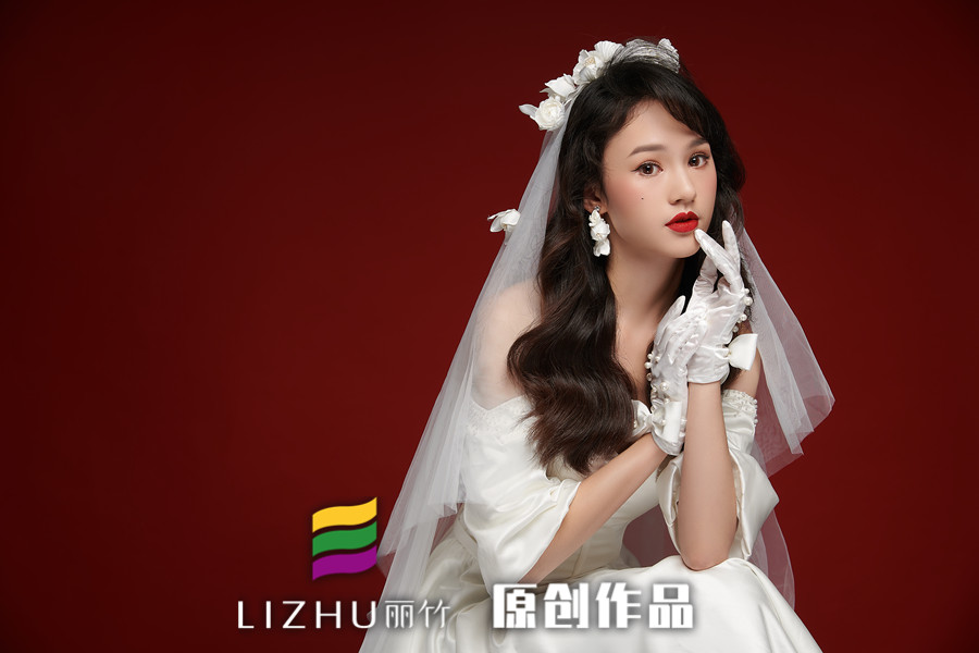 三角形臉型新娘妝怎么畫？南寧彩妝培訓告訴你
