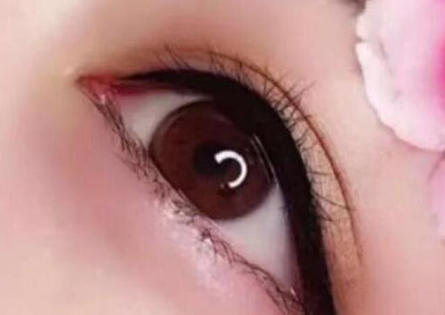 美瞳線需要紋小尾巴嗎？南寧紋繡專業(yè)學(xué)校課程