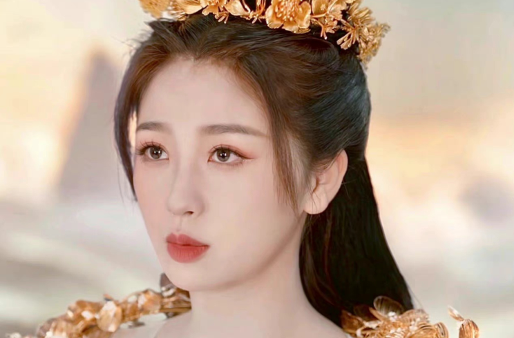 息山神女的眼妝教程，真的又仙又御