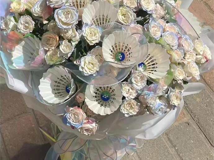 羽毛球花束，南寧鮮花花藝職業(yè)學(xué)校分享