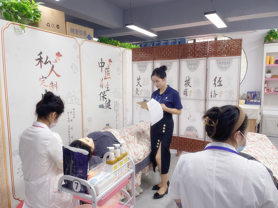 護膚品不吸收的表現(xiàn)，南寧美容護膚教學