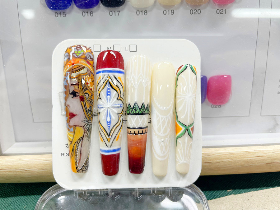 波西米亞美甲，南寧美甲進(jìn)修學(xué)院學(xué)員作品